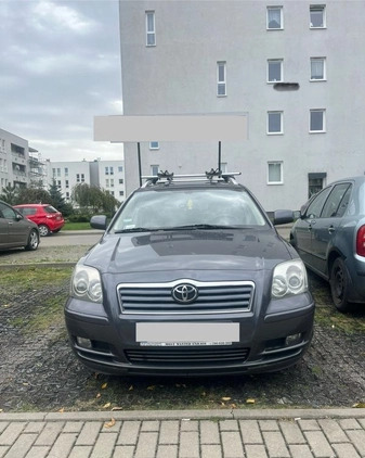Toyota Avensis cena 12000 przebieg: 238000, rok produkcji 2005 z Lublin małe 92